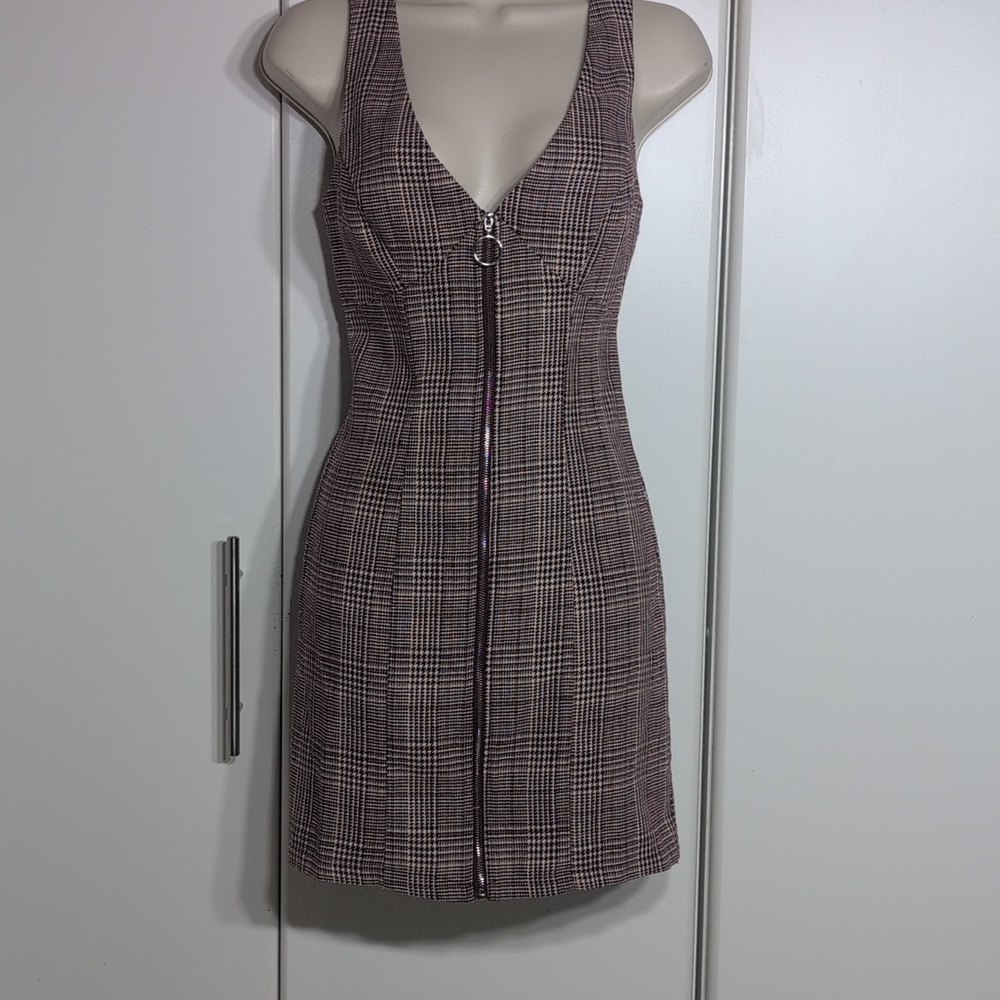 Plaid Burgundy Zip Up Dress NWOT - Picture 2 of 10